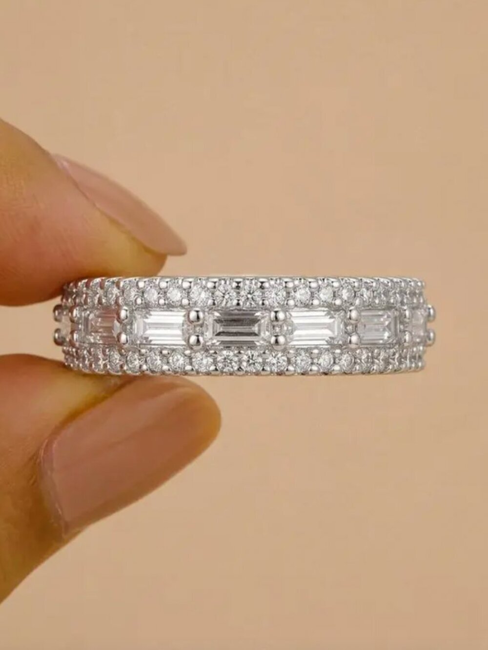 NEW 18k White Gold Diamond Ring Band Eternity Ring Baguette Cut Pave Band